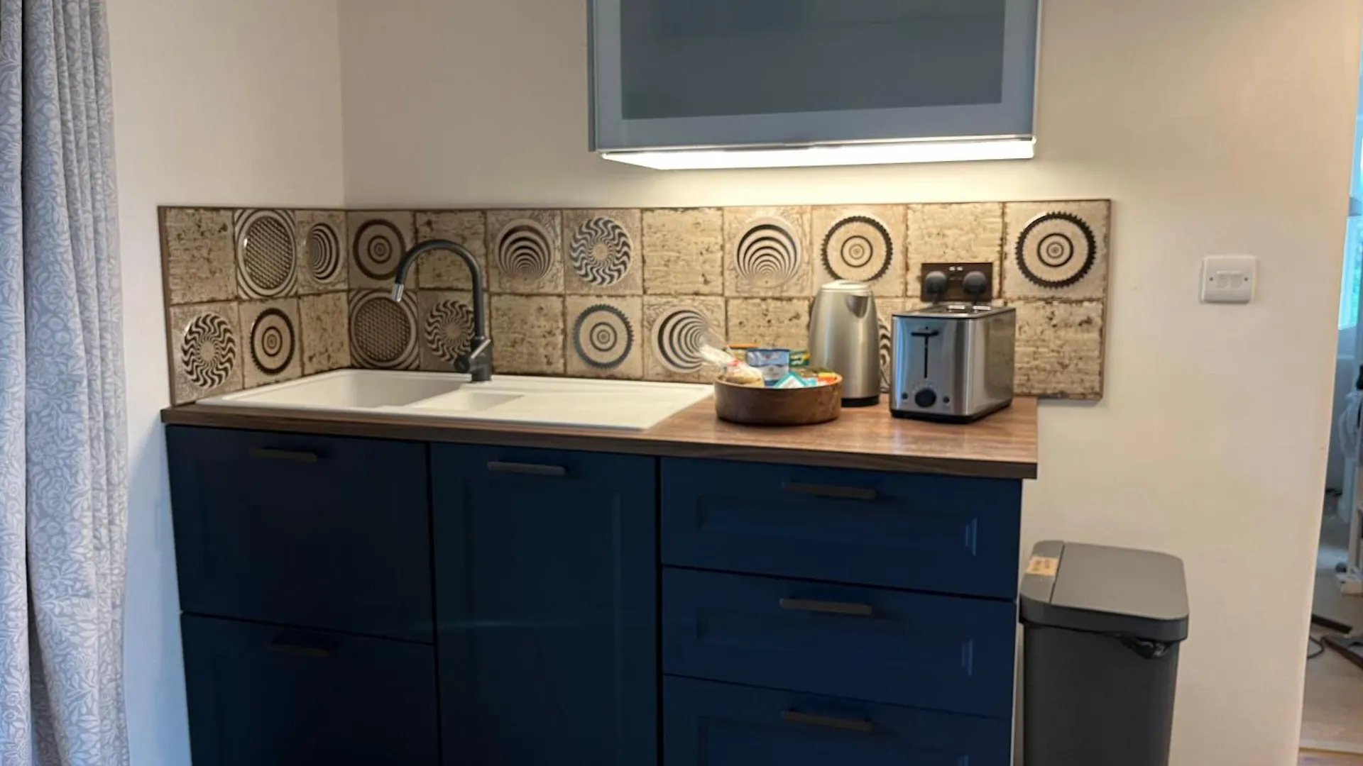 The Cove, Three Cliffs Bay Apartment Parkmill